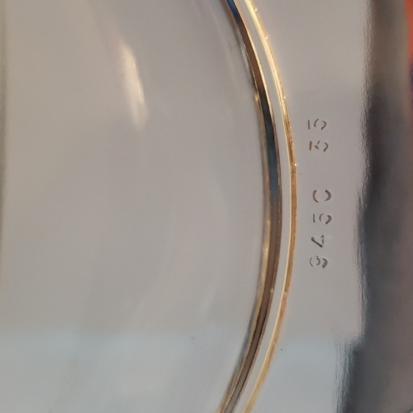 Vintage 1950s Pyrex pink and white Daisy divided casserole dish with divided lid - Picture 4 of 12